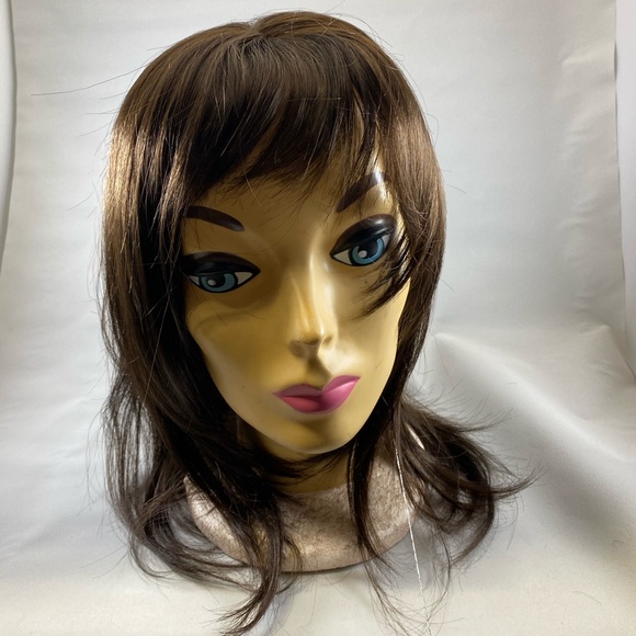 Wig - Picture 2 of 4